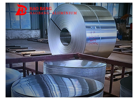 Stop 1050 1060 1070 1100 Srebrny Aluminiowy Zwoj Aa1050 Aa1060 Zarówno materiał Cc, jak i materiał Cc