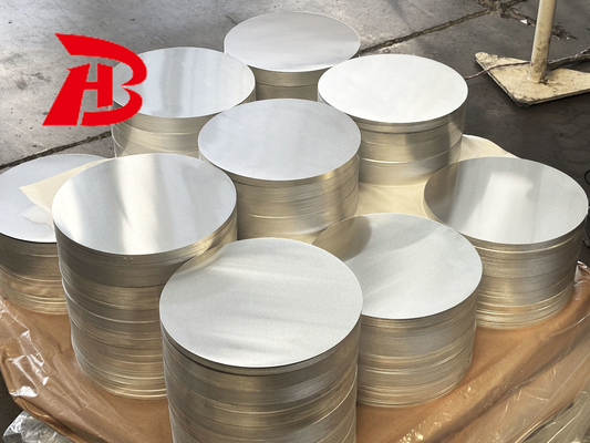 Powierzchnia wykończona z mięsa na zbiornik Aluminiowe dyski Koła 1050 H12 H14 H16 H18 H0 Cc Materiał Dc Materiał do pokrycia patelni