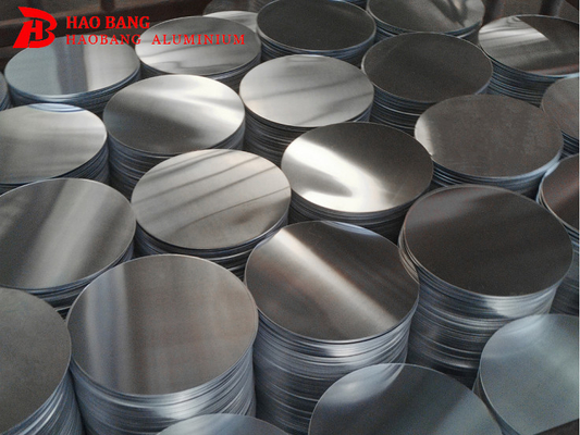 Ceny fabryczne 0,6 mm gruby aluminium okrąg dla naczyń kuchennych / oświetlenia