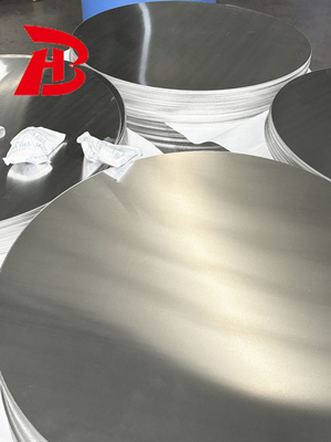 Aluminiowy okrąg/dysk 1050 1060 1100 3003 Do naczyń kuchennych, naczyń kuchennych, naczynia do gotowania, naczynia do gotowania, naczynia do gotowania, naczynia do gotowania, naczynia do gotowania, naczynia do gotowania, naczynia do gotowania, naczynia do gotowania, naczynia do gotowania, naczynia do gotowania