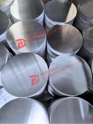 2024 Najlepiej sprzedający się aluminiowy okrągły powłok srebra z silną odpornością na korozję w sprzedaży