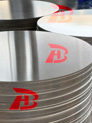 Wysokiej płaskości płytka aluminiowa 1050/3003 Stop O H12 Temperatura CC DC Materiał Głęboki rysunek odporny na pęknięcia