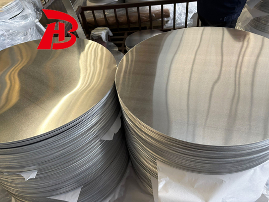 Powierzchnia aluminiowa serii 1 Krąg lustrzany Własności rozciągające Dobre dla naczyń kuchennych