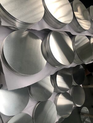 Oryginalna, fabryczna, okrągła blacha aluminiowa dostarczana bezpośrednio - odpowiednia do przyborów kuchennych i sprzętu - długość 80-1100 mm i grubość 0,5-6 mm
