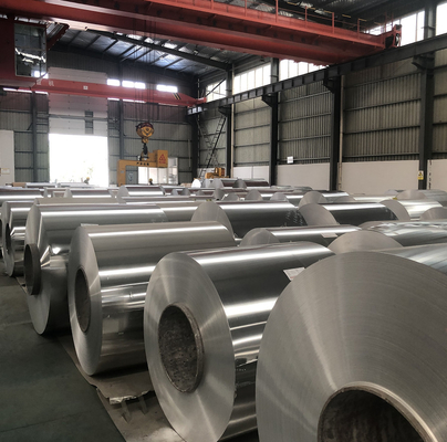 Producenci prosto walcowanie na gorąco 3003 naczynia kuchenne pomalowane rolka aluminiowa jakość jest dobra