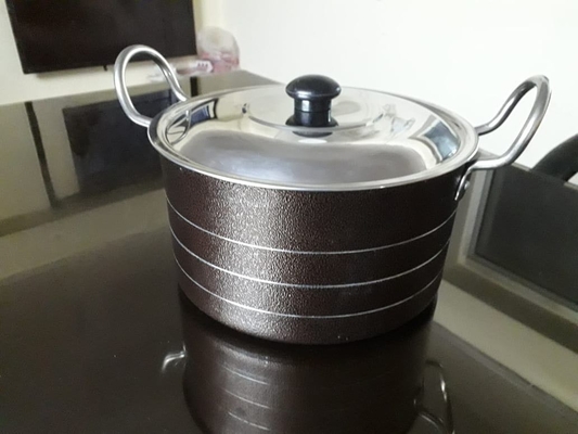 Wysokiej jakości pierścień aluminiowy do obróbki powierzchni Kolor srebra do naczyń kuchennych