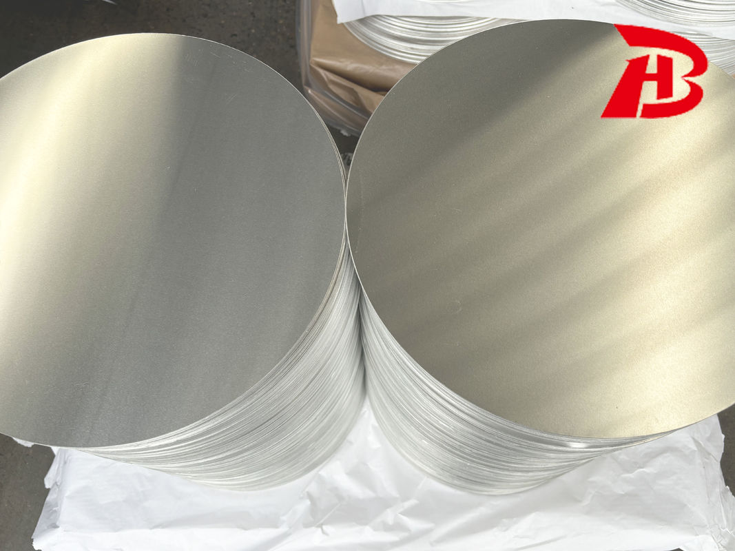 Wysokiej płaskości płytka aluminiowa 1050/3003 Stop O H12 Temperatura CC DC Materiał Głęboki rysunek odporny na pęknięcia