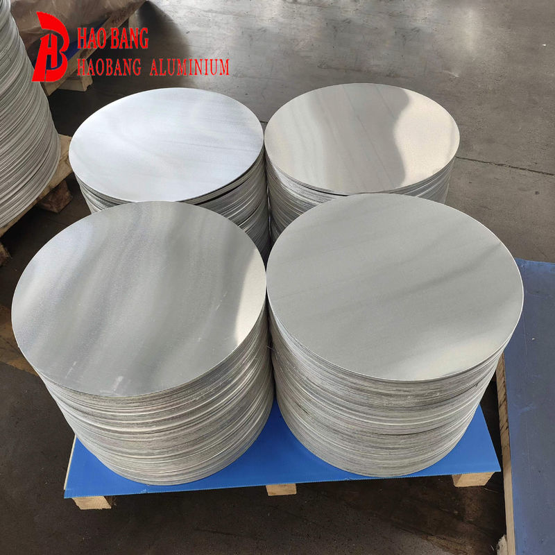 1050 1060 Aluminiowy okrąg CC DC Materiał O H12 Temperatura Głębokie pociąganie Wyzbrojenie na pęknięcia dysku do garnków i patelni