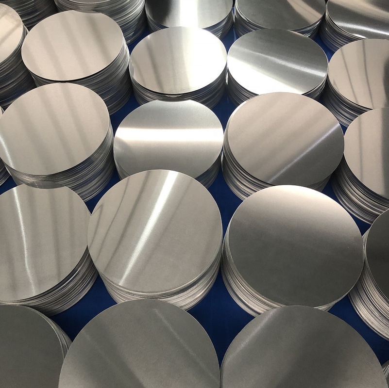 Dostosowany 80-1600 mm średnica Aluminiowy okrąg z 0,3-6 mm grubości i doskonałą wydajnością mechaniczną