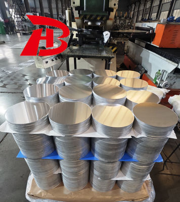 Aluminiowe okrągłe plamy, precyzyjnie cięte, odporne na korozję 1050/1060/1080/1100 Φ80-1600MM 0,3-6,0MM